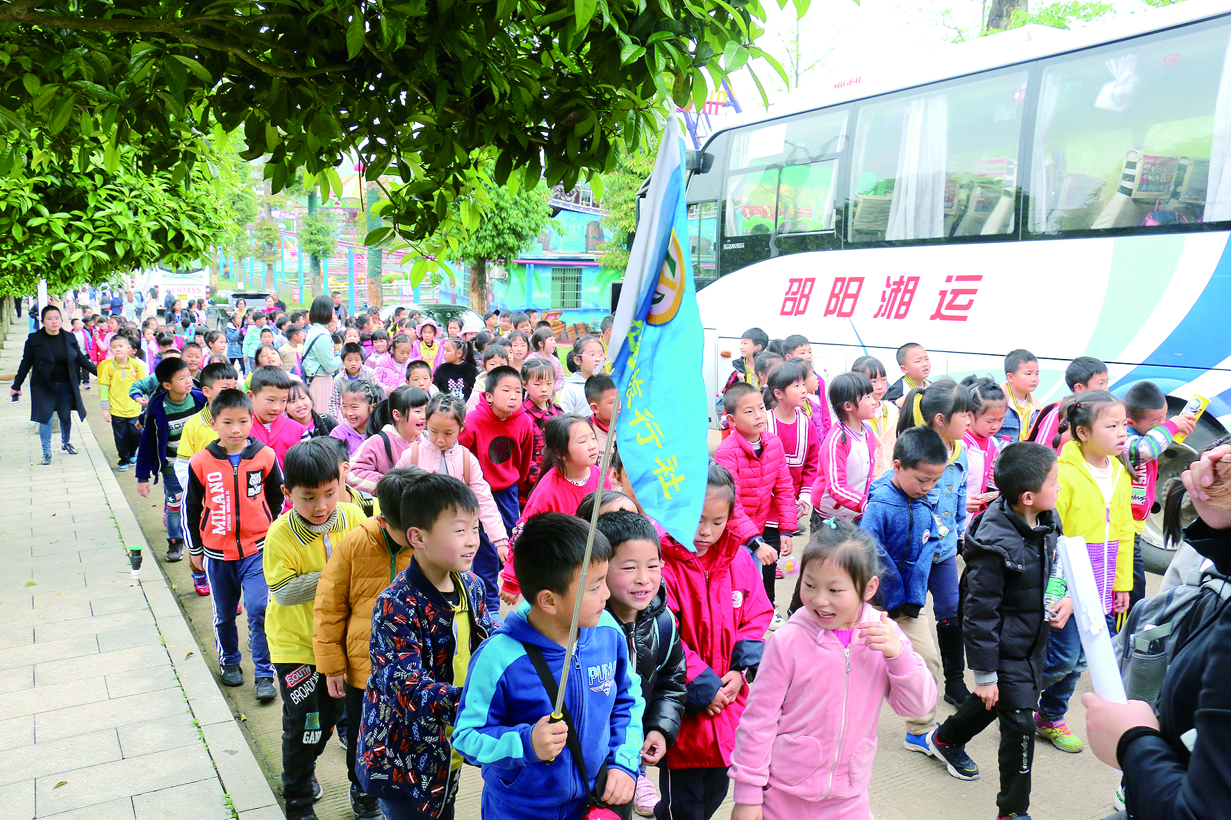 邵陽(yáng)客運分公司承辦研學(xué)游呈顯特色